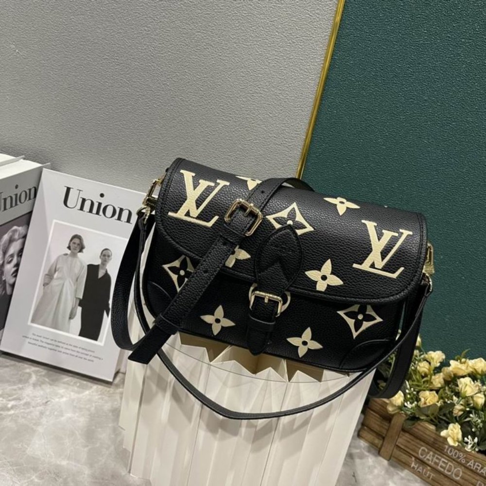 Women Bags M46584 25X9X15cm YG